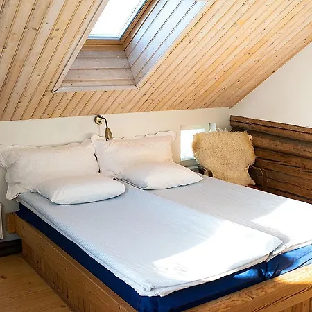 Bed & Breakfast Ilmaristen Matkailutila *